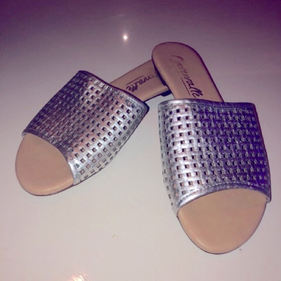 Lintervalle.  Leather metallic loafers - Picture 8 of 11